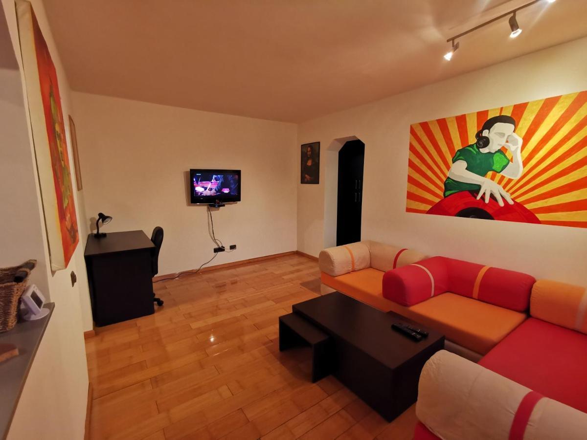 Comfy & Pleasant Apartment 10 Min Walk To Downtown Timișoara Zewnętrze zdjęcie
